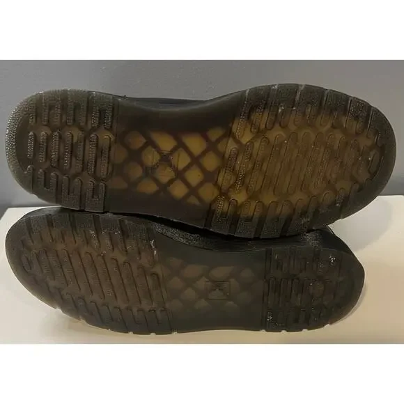 EUC Dr. Martens Dorian Chelsea Boots - Women's Size 7 (Men’s size 6) - Picture 9 of 9